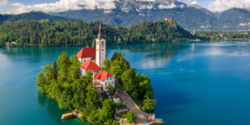 Visit Bled: Enjoy Slovenia's iconic lake, castle views, and thrilling outdoor adventures in a breathtaking setting