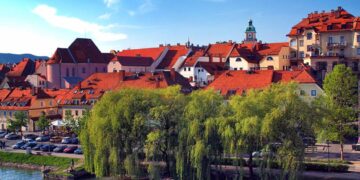Unveil Maribor's treasures: from its ancient vine and Piramida Hill to vibrant wine routes. Dive into the heart of Slovenia's second city