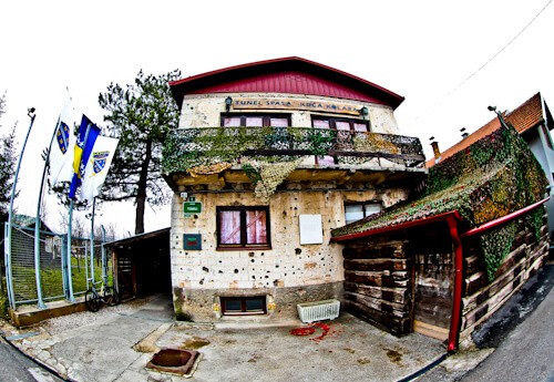“Exploring the Sarajevo War Tunnel: A Must-Do Activity in Bosnia and Herzegovina”