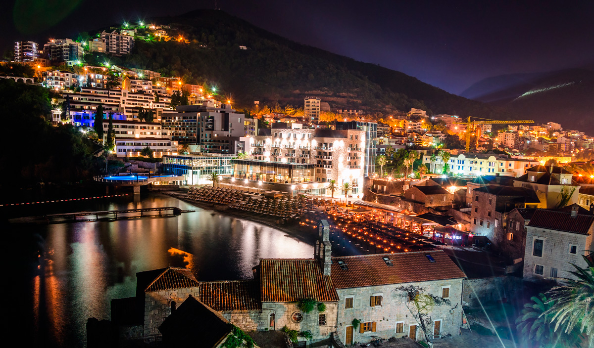 Budva’s Night Life: From Live Music to Bars, DJs and Top Clubs