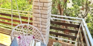 “Get Inspired: A Family-Friendly Apartment with Baby Cot, Just 4 Minutes from the Beach in Vodice, Croatia”