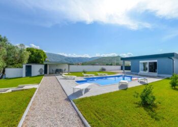 Sweet Retreat on Buna River