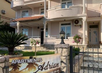 Apartments Adrian