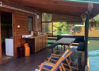 Unveiling the Enchanting Splendor of Splav Rublja Perućac, Serbia