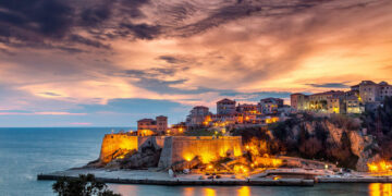 xplore Ulcinjpristine beaches, vibrant nightlife, historical treasures, and culinary delights. Your complete guide to Montenegro's hidden gem in 2024.