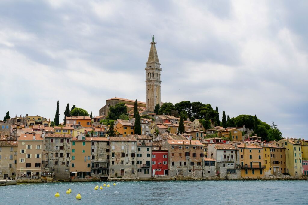 Rovinj, Croatia — Picturesque coastal town of Rovinj, Croatia with its historic architecture and waterfront charm.