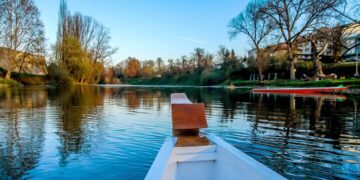 Banja Luka, Bosnia and Herzegovina — Enjoying the River Vrbas