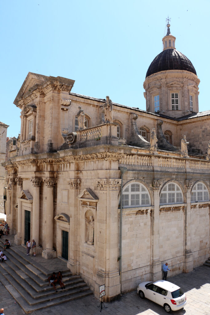 Dubrovnik, Croatia — Dubrovnik Cathedral in Dubrovnik, Croatia