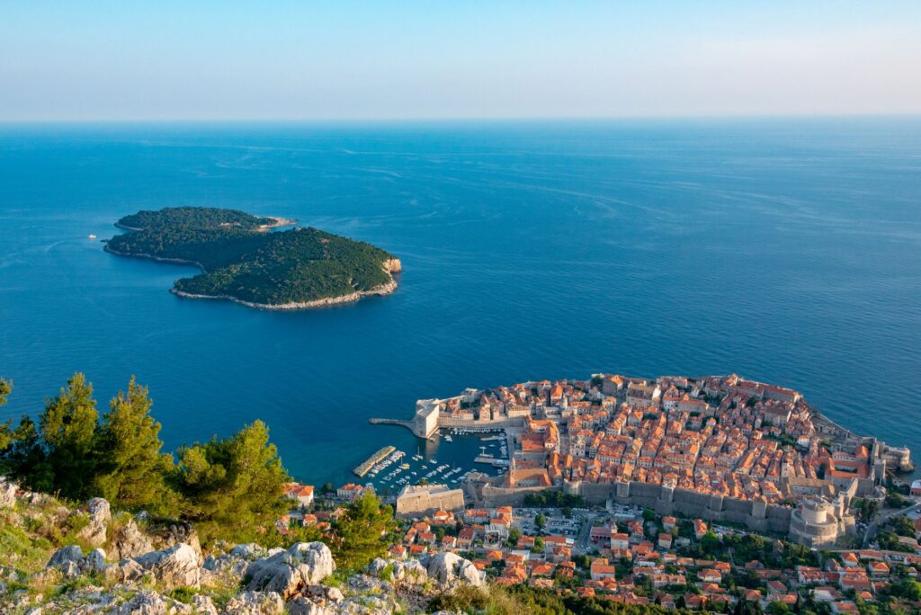 Dubrovnik, Croatia — Stunning aerial view of Dubrovnik's Old Town and Adriatic Sea in summer.