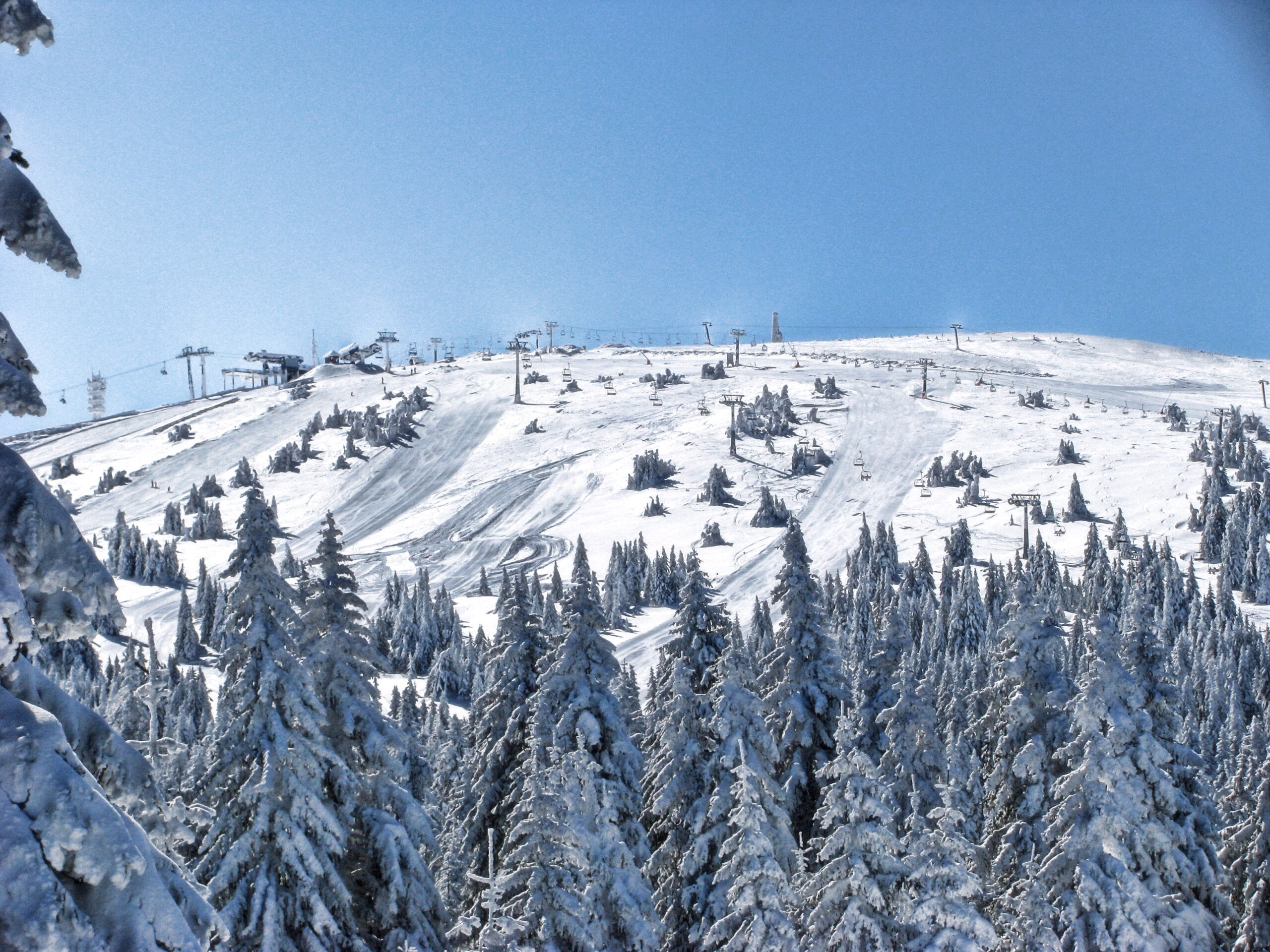 Kopaonik Beyond Skiing: Summer Hiking Trails, Cable Cars and Mountain Stay Planning