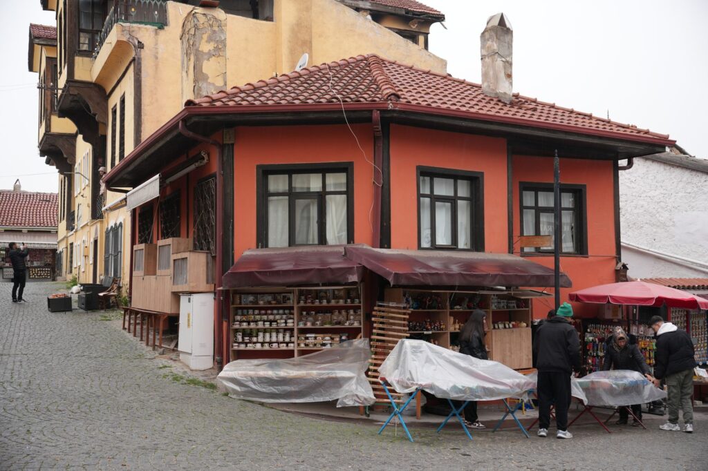 Novi Pazar, Serbia — Explore the historic charm of Odunpazarı's stone houses and lively market in Eskişehir, Turkey.