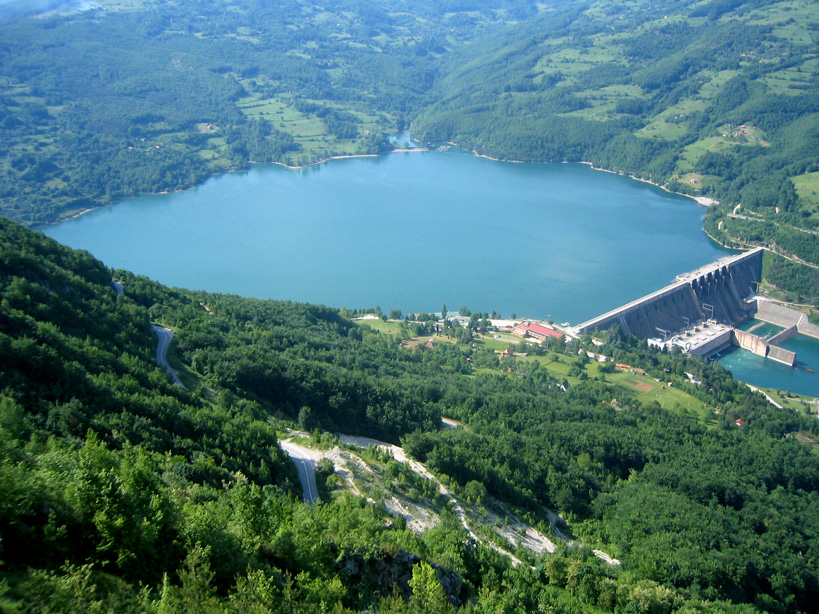 Tara, Serbia — Perućac Lake in Tara, Serbia