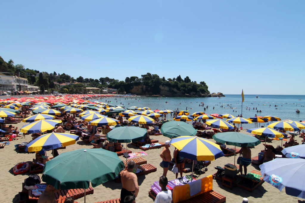 Ulcinj, Montenegro — Mala Plaža in Ulcinj, Montenegro